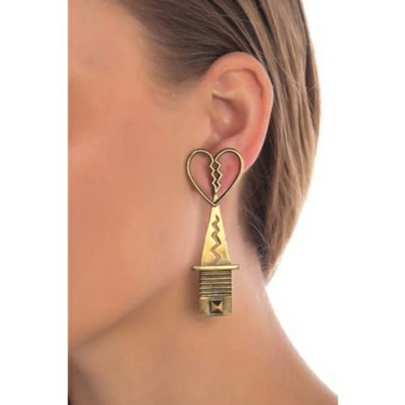 🎁Valentino Dagger & Heart Jacket Earring - Picture 1 of 6